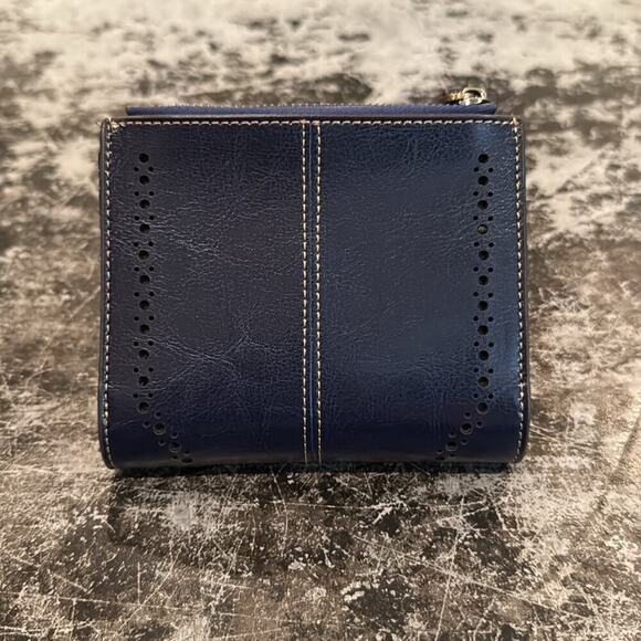 Lavemi Navy Blue Leather RFID Blocking Bi-Fold Wallet - Picture 2 of 6